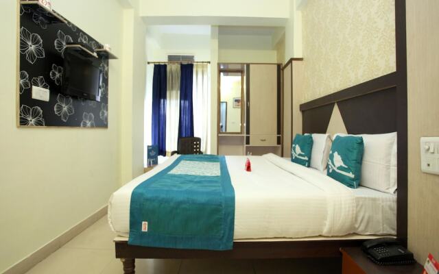 OYO 2326 Hotel Star Plaza