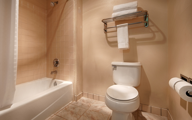 Best Western John Jay Inn