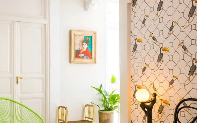 Genteel Home Romanilla