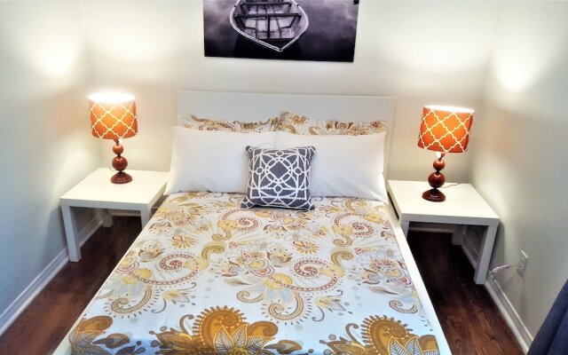 Lavish Suites - 4 Bedroom Guesthouse