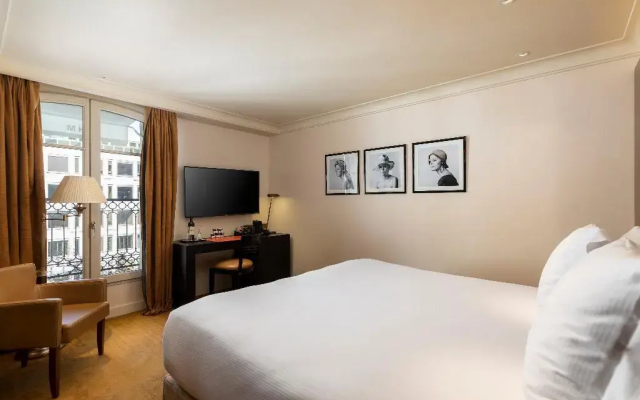 Hôtel Montaigne