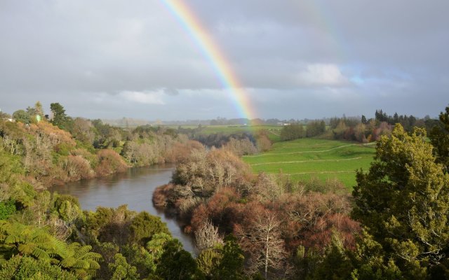 River Vista Lodge