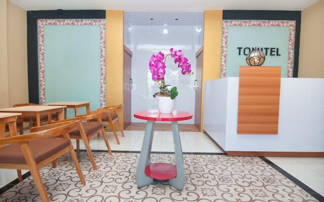 TONITEL Hotel Malioboro Yogyakarta - Hostel