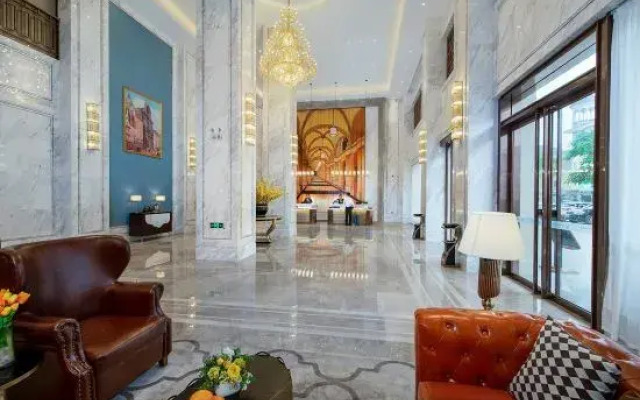 Vienna International Hotel (Guiping Xishan Scenic Area Beijiangwan Branch)