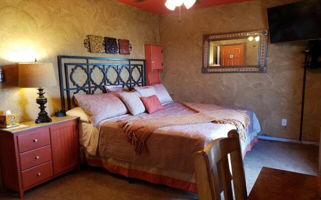 Los Milagros Hotel