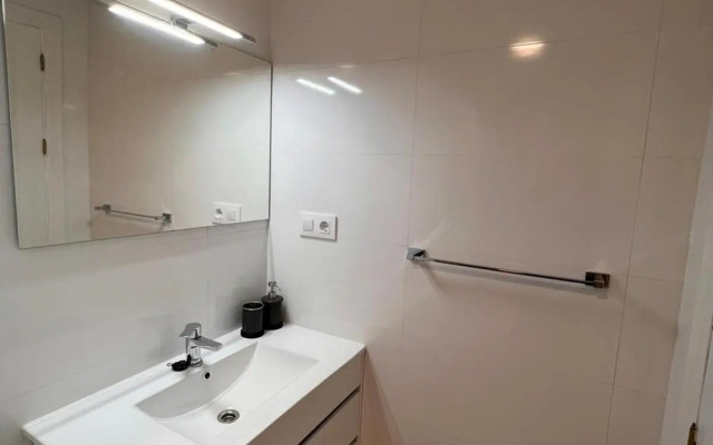 TORREMOLINOS CENTRO - Beautiful , newly renovated 2 bedroom apartment