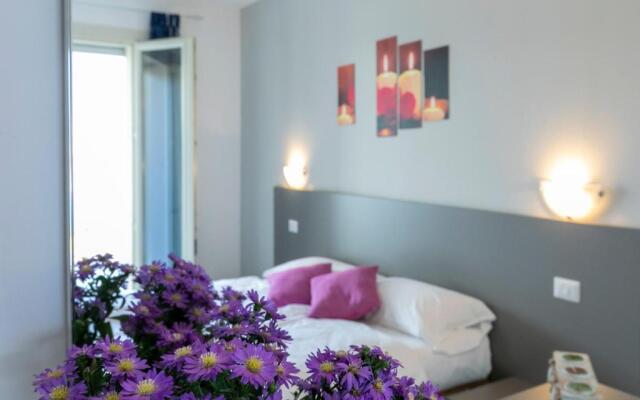 La Collinetta Apartments