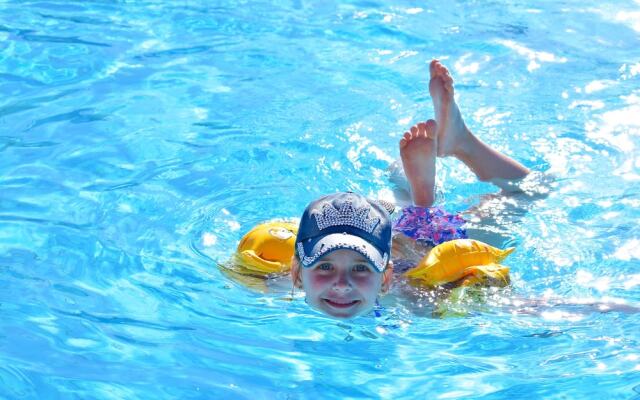 Parrotel Aquapark Resort