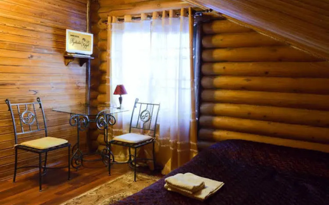 Пушкинский дворик