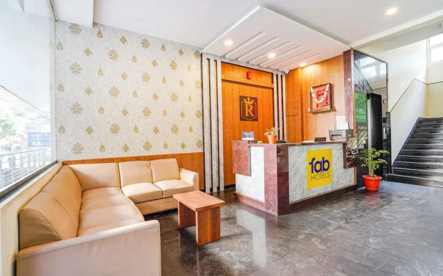 Fabhotel Rove Inn & Suites