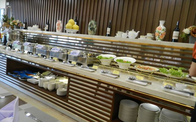 Mitisa Hotel Da Nang - Near Dragon Bridge
