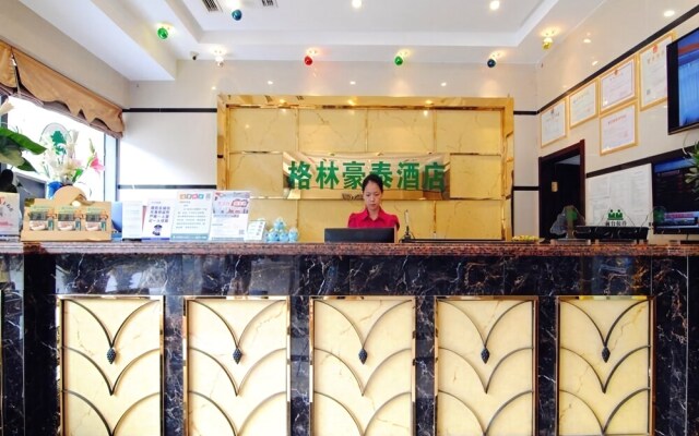 GreenTree Inn Chongqing North Railway Station Express Hotel