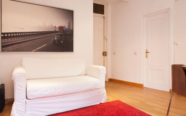 Latina Vibe Apartments By Allô Housing