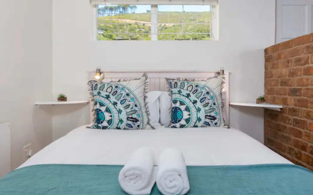 Newly Renovated Studio Apartment in Cape Town