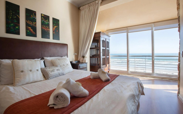 Cape Town Beachfront Apartments At Leisure Bay