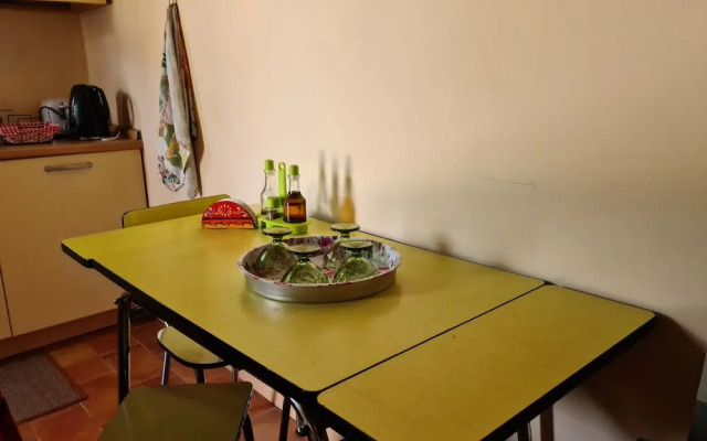 Sale! Beautiful 2-bed Apartment With Pool Access