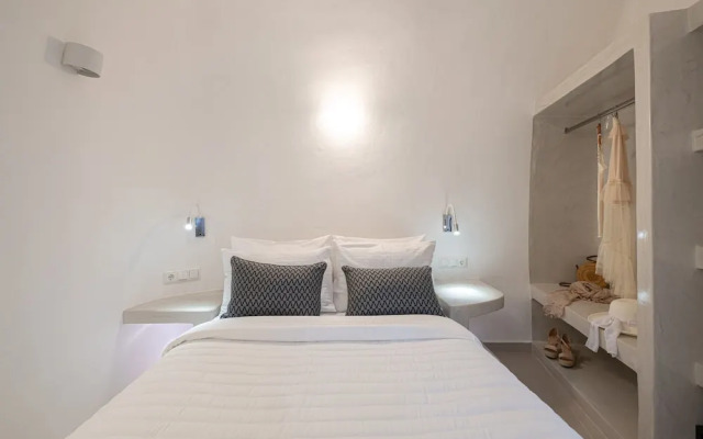 Santoterra Antigua Suites