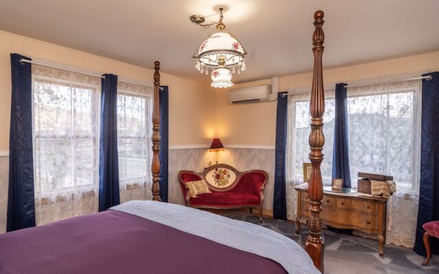 Historical John Rast House