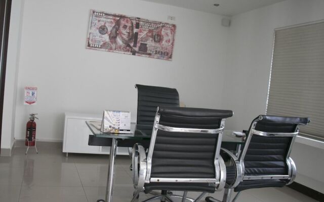 Summun Suite