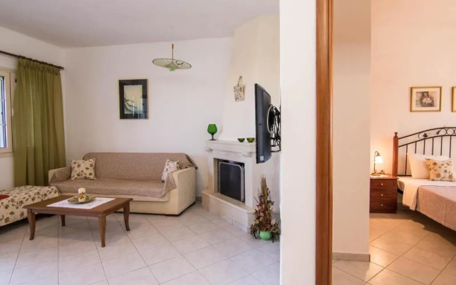 Fedra Apartments, View, Free Parking, 2mins to Beach
