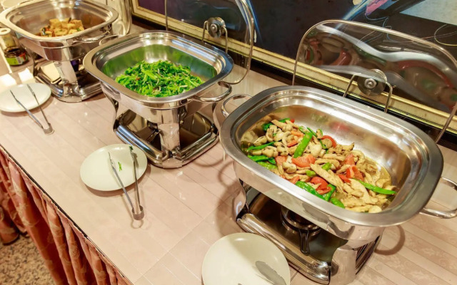 Chungli Business Hotel