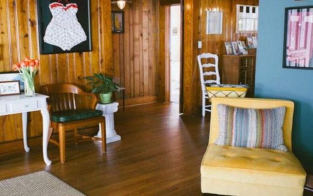 Beacon House Inn Bed & Breakfast