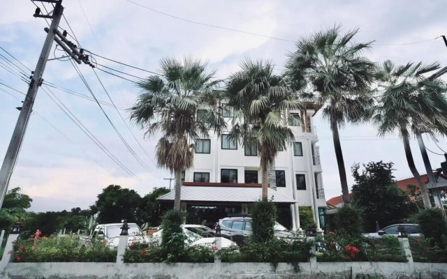Narai Iyara Palace Lopburi