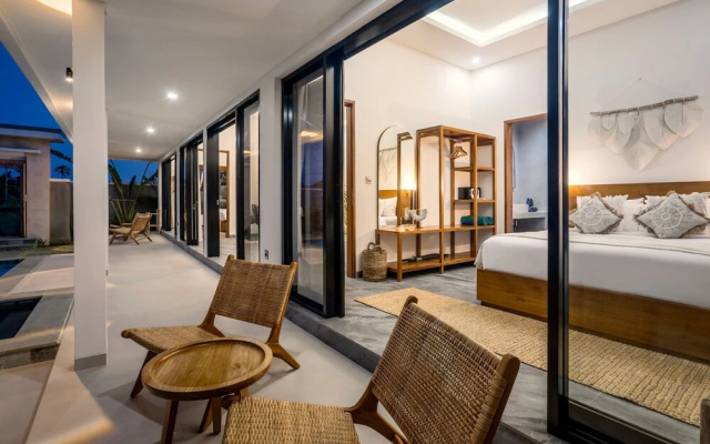 Villa Grateful by Alfred in Bali - Stunning 2BR Dream Villa With Ricefield View – Guest Rooms – Sukawati