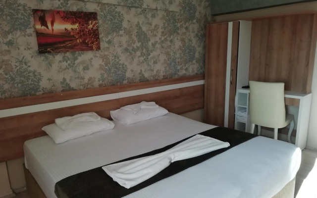 Grand Ece Otel