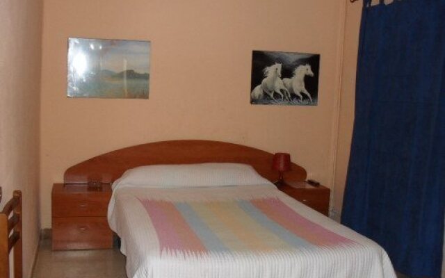 Hotel Pension Mode Lleida
