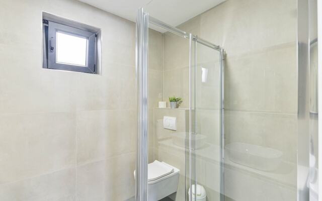 Holiday Home With Private Pool and spa