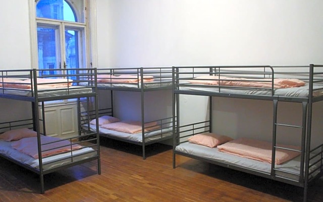 Black Dog Hostel
