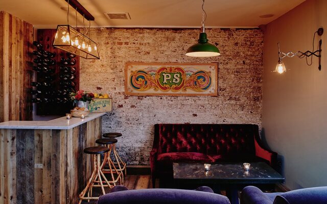 Artist Residence London