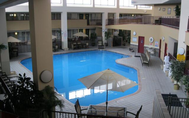 The Plaza Hotel & Suites