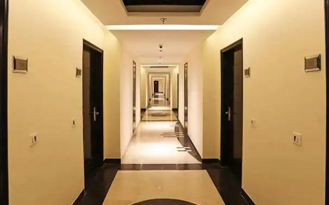 Fabhotel Prime Westend Inn