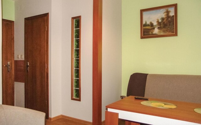 Nice Apartment in Wladyslawowo With 1 Bedrooms and Wifi