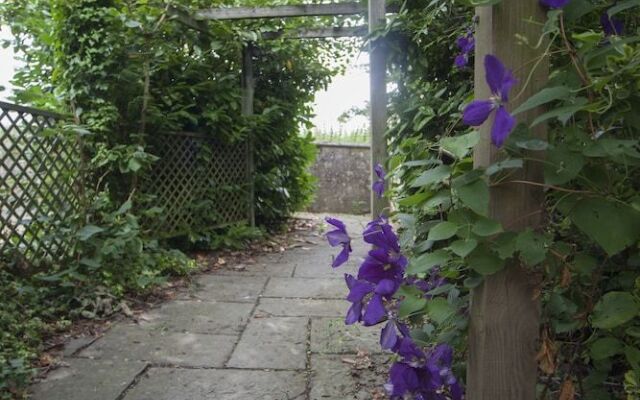 Beeches Farmhouse Country Cottages & Rooms