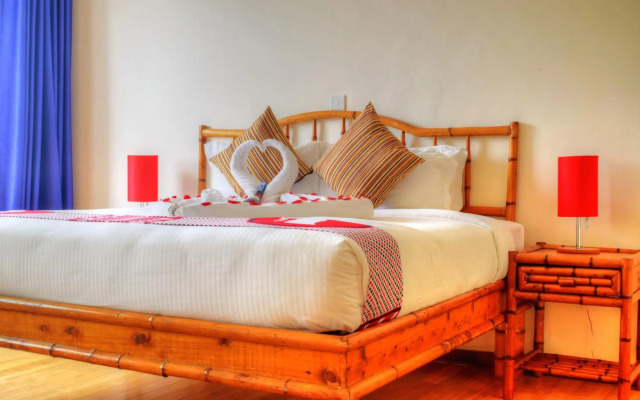 Peaks Hotel Limited