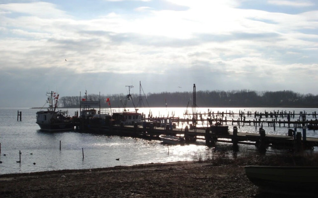 Beautiful Farmhouse Flat With Garden