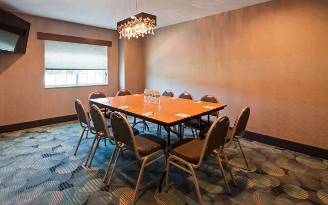 Best Western Plus Harrisburg Mechanicsburg