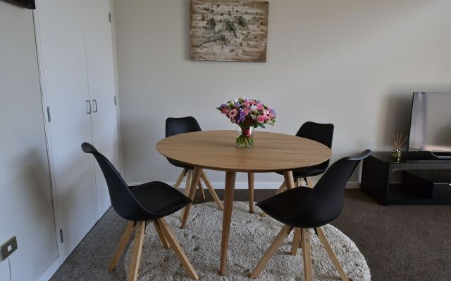Modern Two Bedroom Epsom Apartments