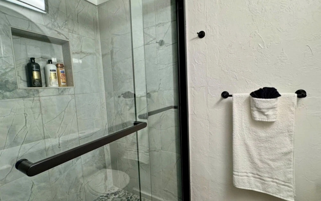 Fully-furnished Studio With Rustic Design 36B