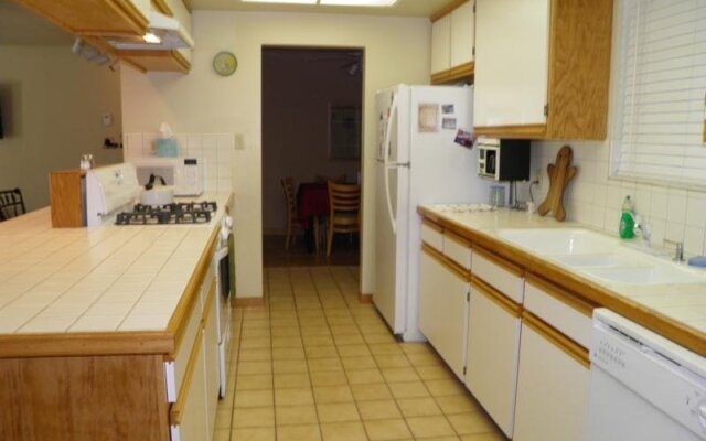 3221 Marlette Circle