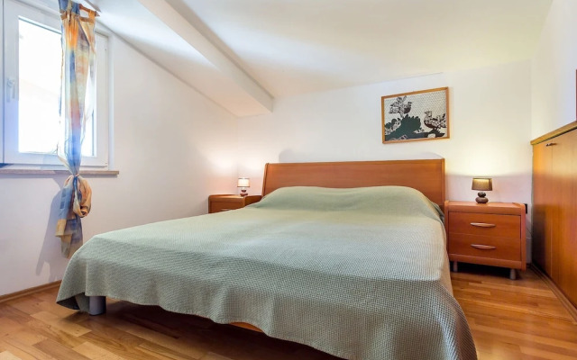 Nice Apartment in Pula With Swimming Pool