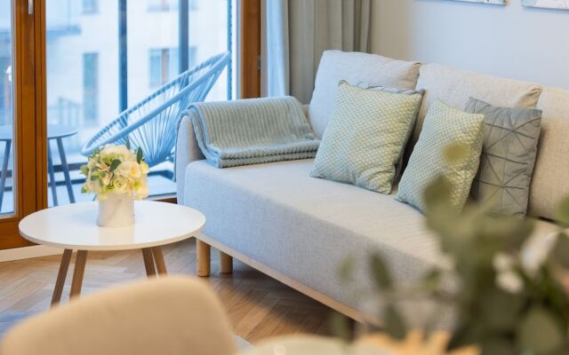 Zajezdnia Wrzeszcz Apartment by Renters