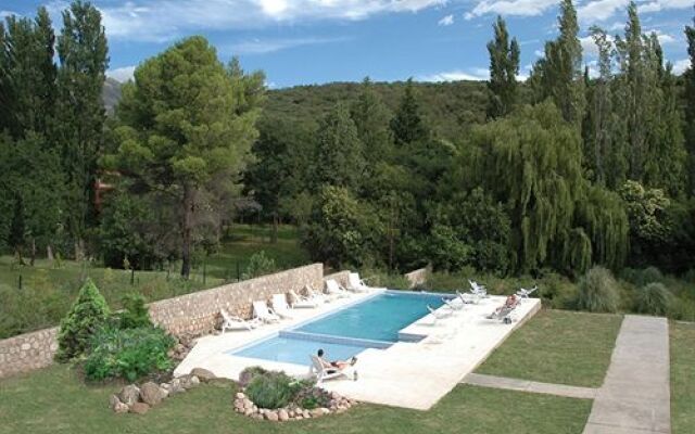 La Barraca Hotel & Resort
