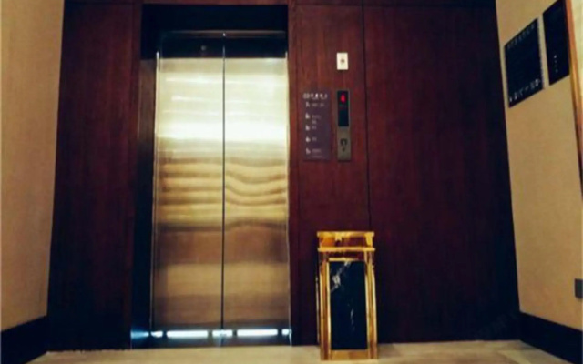 Xinhua Hotel