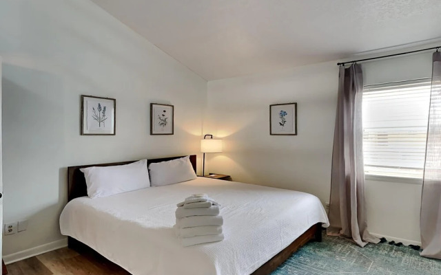 Commodore's Landing #201 - Barefoot Dream