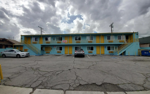 Rose Motel