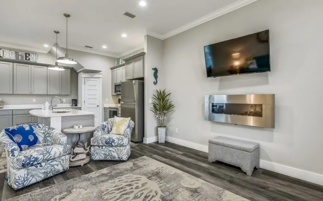 Vacation Station by Book That Condo